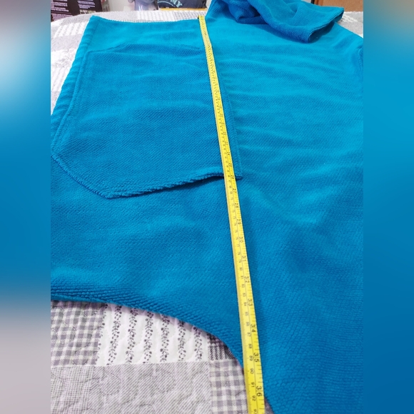 Oversized poncho style hoodie - Picture 8 of 12